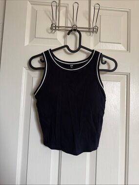 Uniqlo Navy Blue Ribbed Tank Top with built in bra